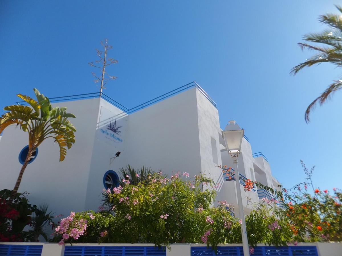 Ferienwohnung Arto Blanco Agua Amarga  Exterior foto